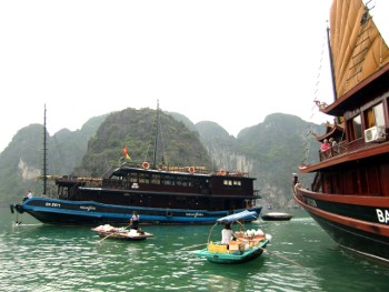 halongSchiff